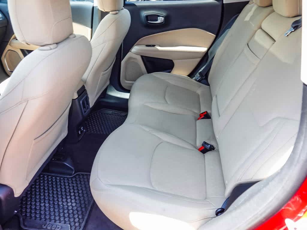Thumbnail: 2019 Jeep Compass - 17