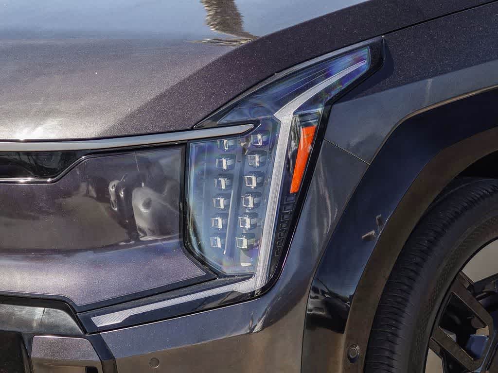 Thumbnail: 2024 Kia EV9 - 8