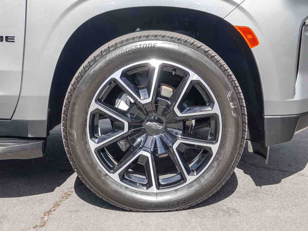 Thumbnail: 2023 Chevrolet Tahoe - 10