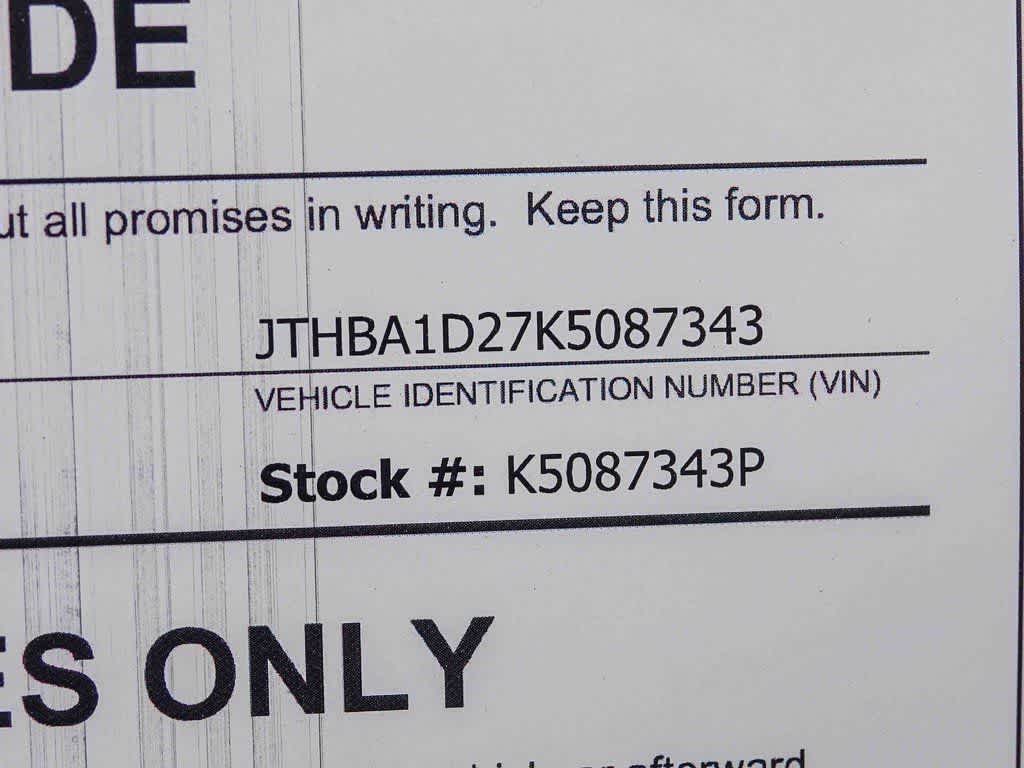 Thumbnail: 2019 Lexus IS - 28