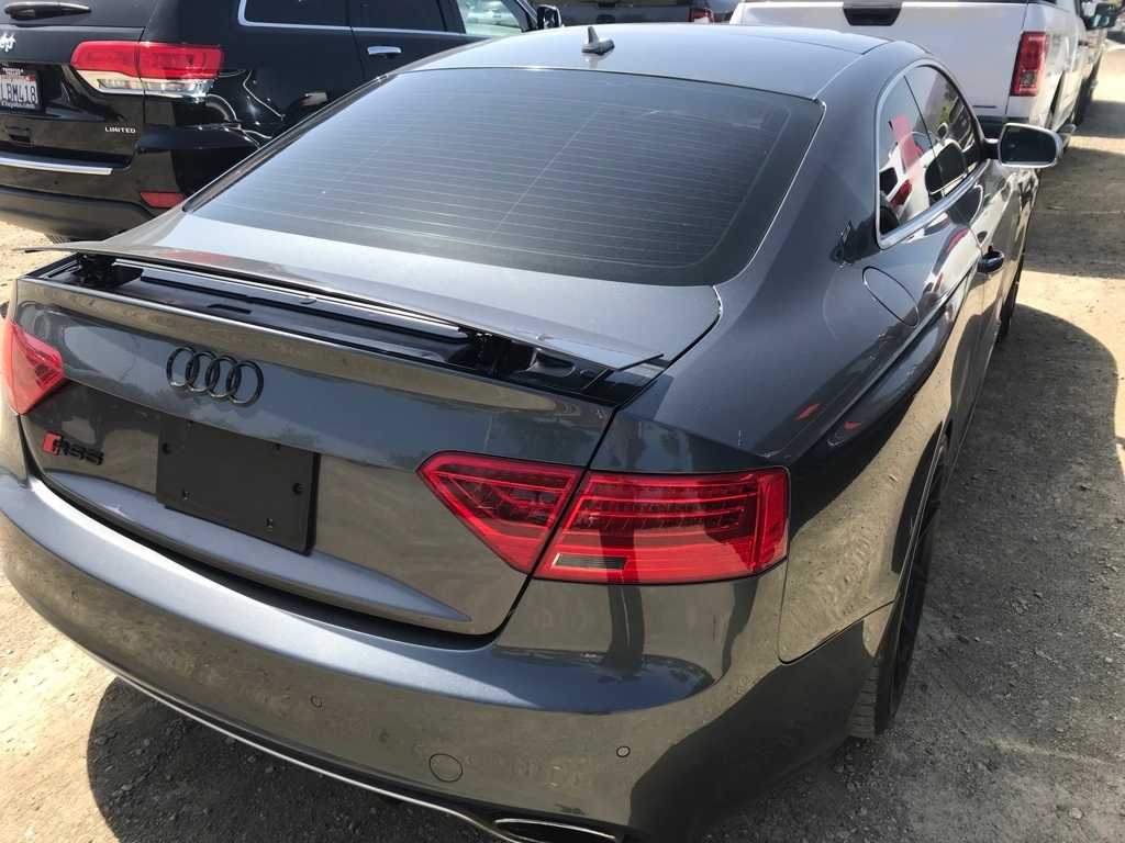 Thumbnail: 2013 Audi RS 5 - 5