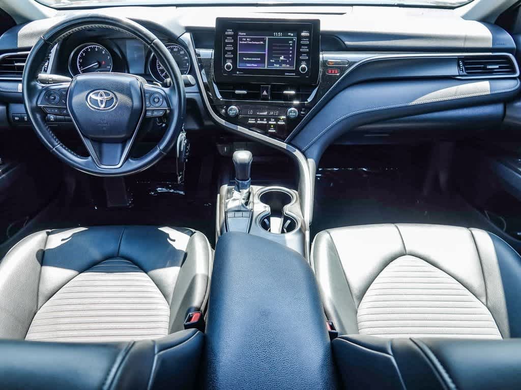 Thumbnail: 2022 Toyota Camry - 11