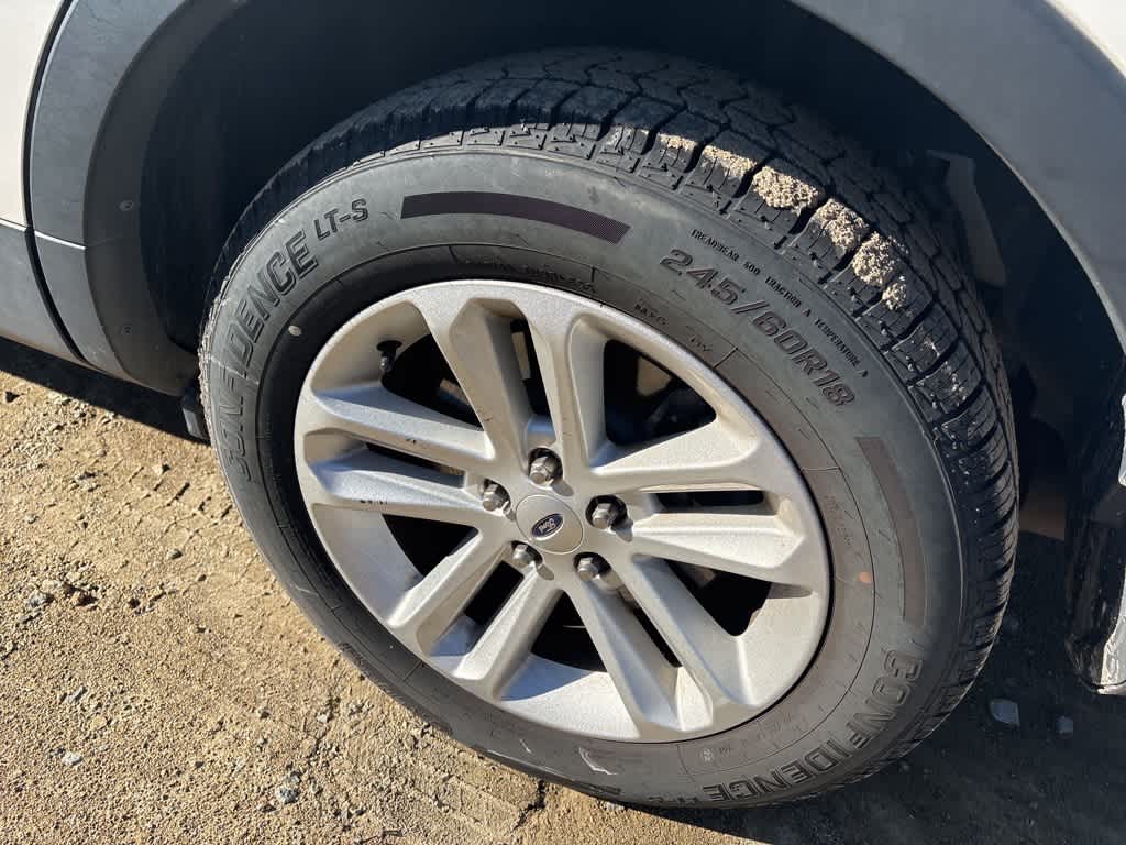 Thumbnail: 2012 Ford Explorer - 8