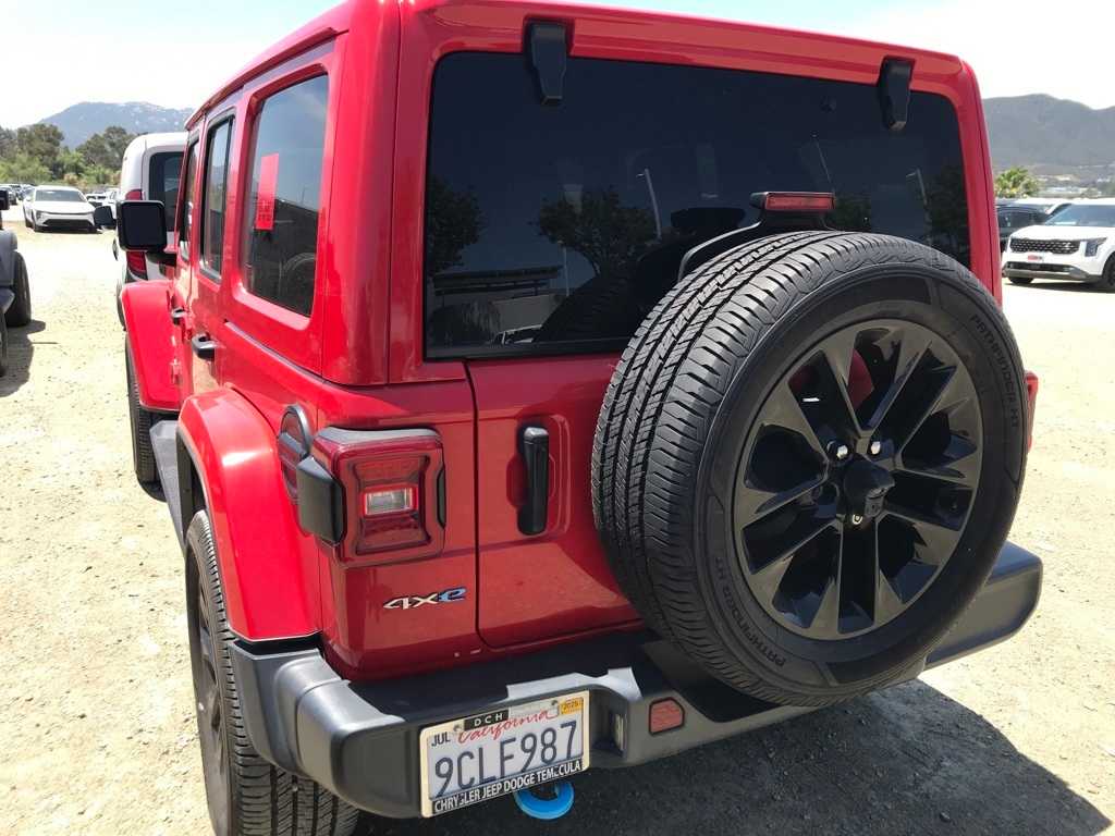 2022 Jeep Wrangler Unlimited Sahara 6