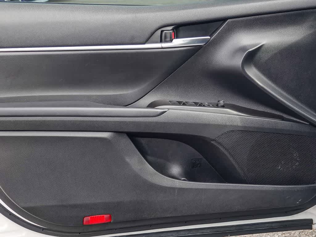 Thumbnail: 2023 Toyota Camry - 19