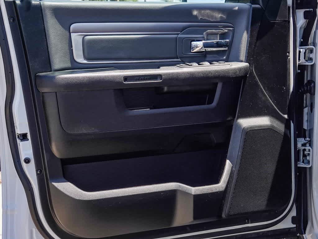 Thumbnail: 2022 RAM 1500 Classic - 20