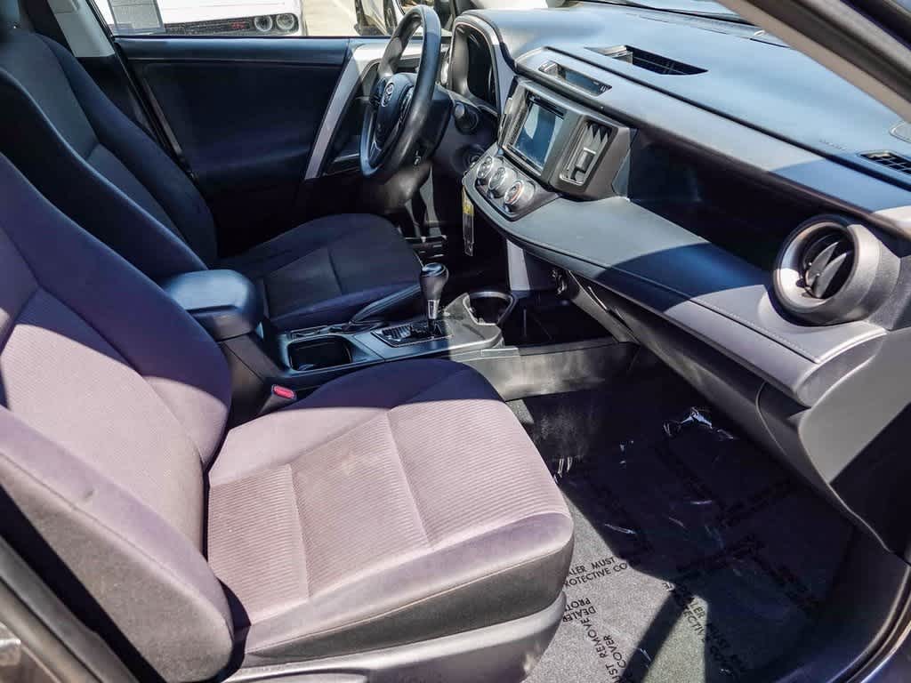 Thumbnail: 2017 Toyota RAV4 - 16