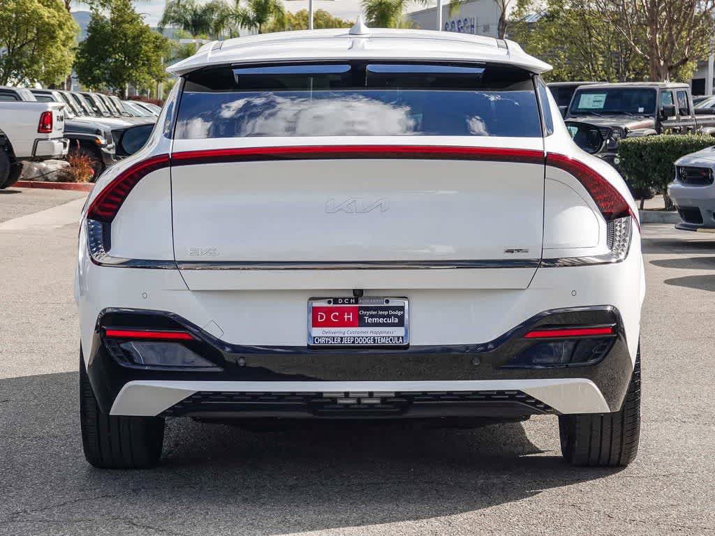 Thumbnail: 2022 Kia EV6 - 5