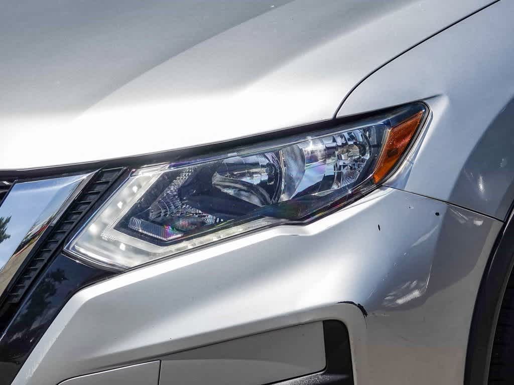 Thumbnail: 2018 Nissan Rogue - 8