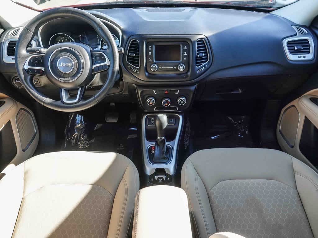 Thumbnail: 2018 Jeep Compass - 11