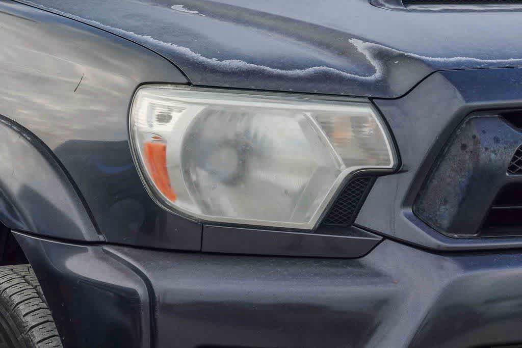 Thumbnail: 2013 Toyota Tacoma - 5