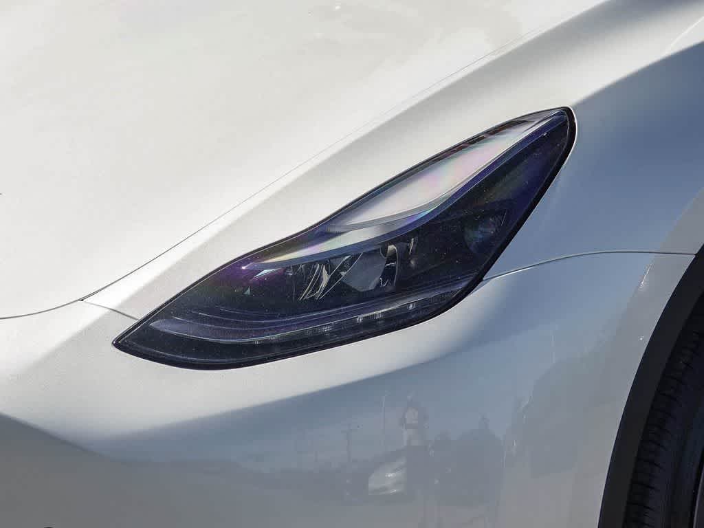 Thumbnail: 2025 Tesla Model Y - 8