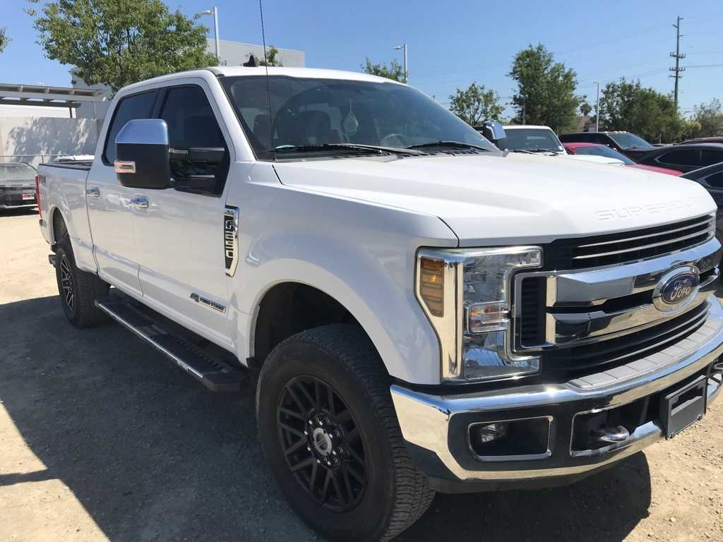 Thumbnail: 2019 Ford F-250 - 4
