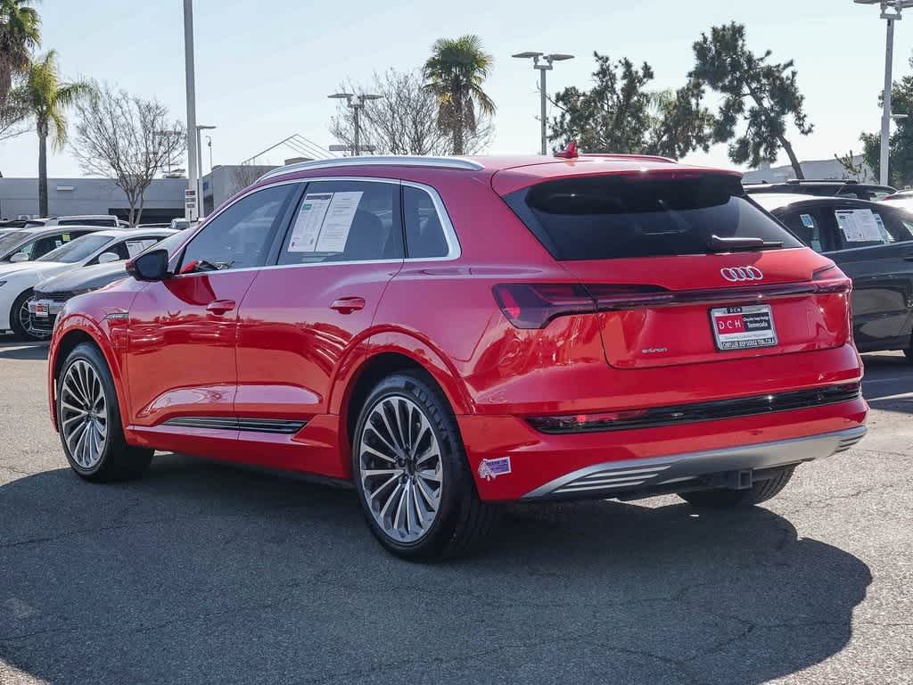 Thumbnail: 2019 Audi e-tron - 6
