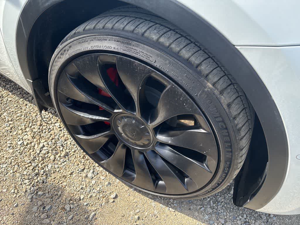 Thumbnail: 2022 Tesla Model Y - 3