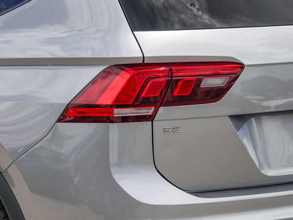 Thumbnail: 2022 Volkswagen Tiguan - 7