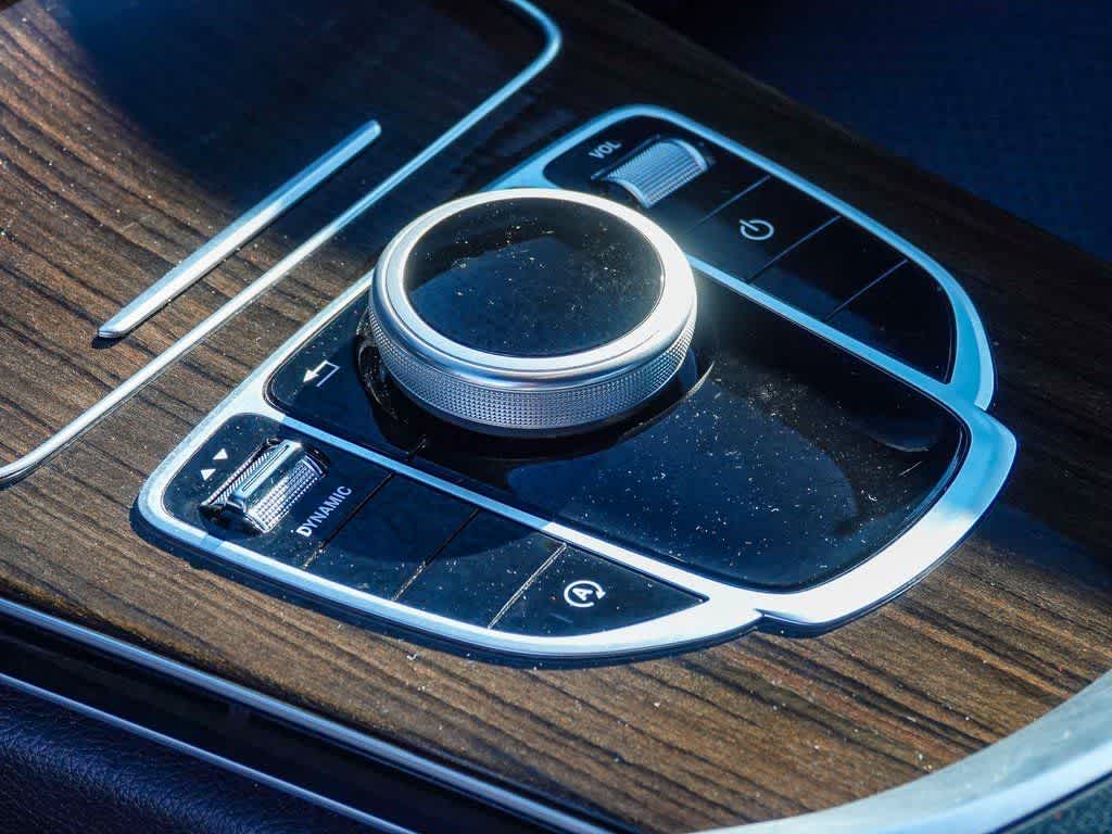 Thumbnail: 2020 Mercedes-Benz C-Class - 21