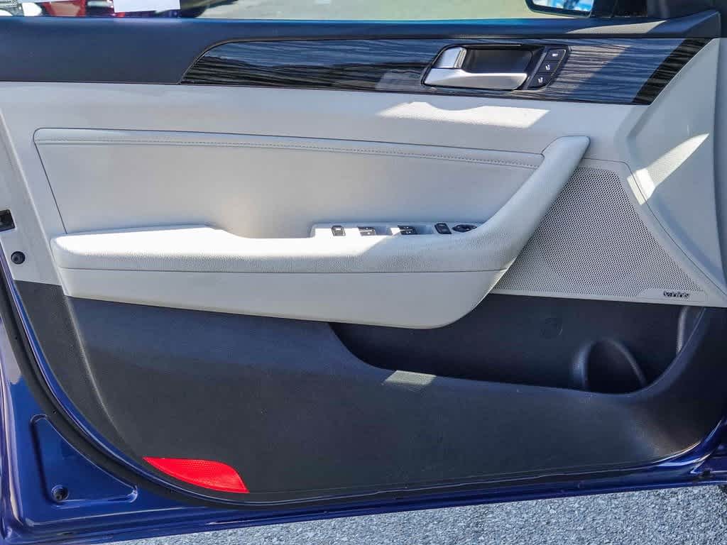 Thumbnail: 2017 Hyundai Sonata - 19