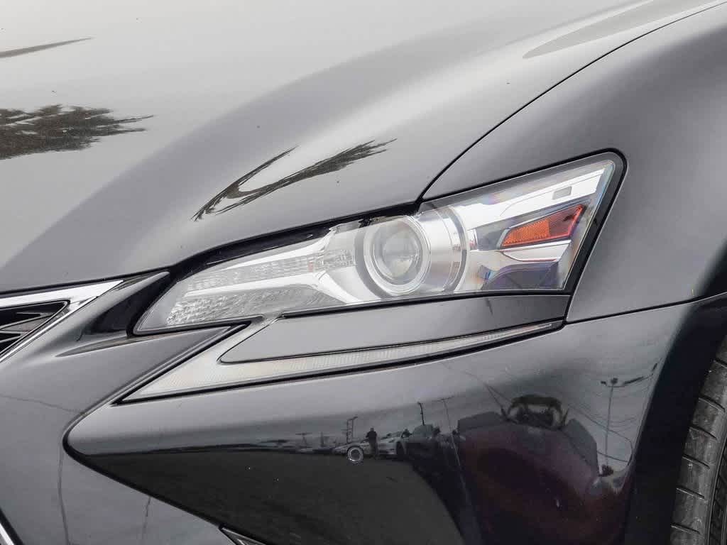 Thumbnail: 2020 Lexus GS - 8