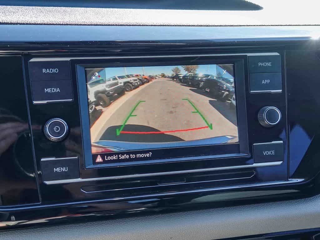 Thumbnail: 2022 Volkswagen Taos - 22