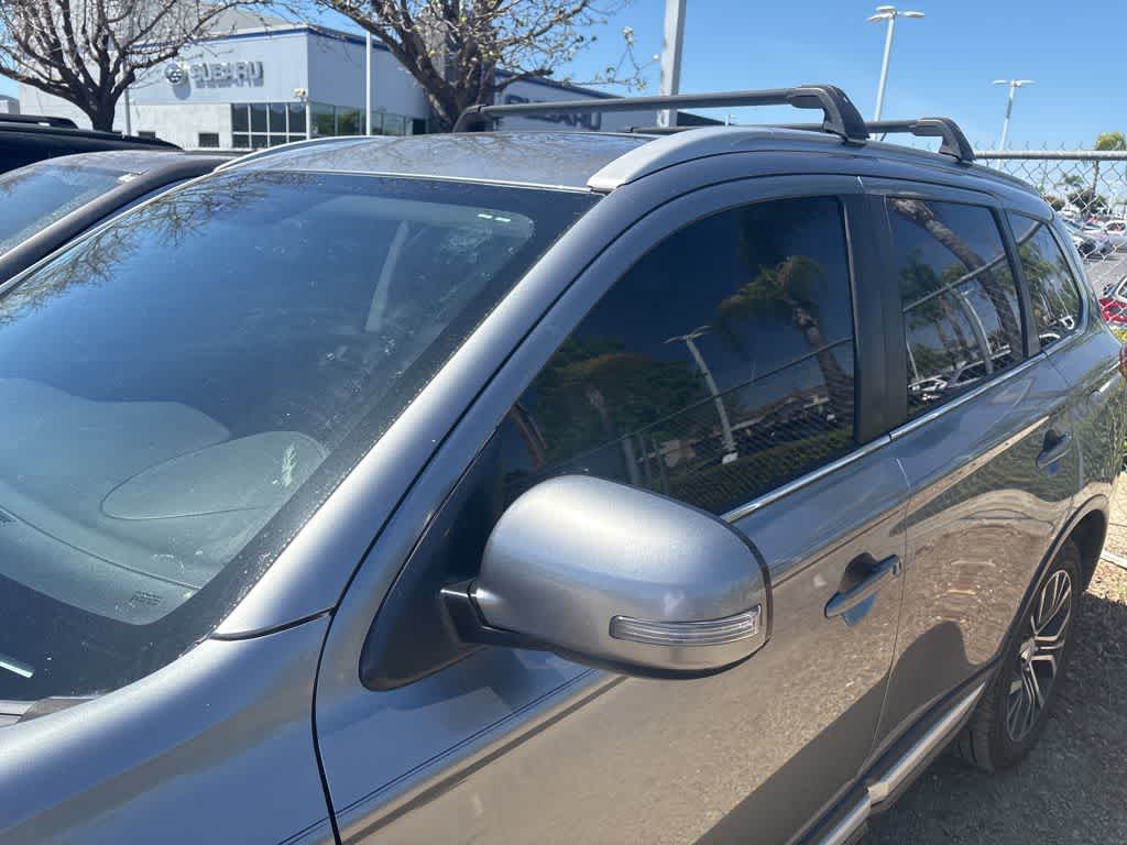 Thumbnail: 2016 Mitsubishi Outlander - 4
