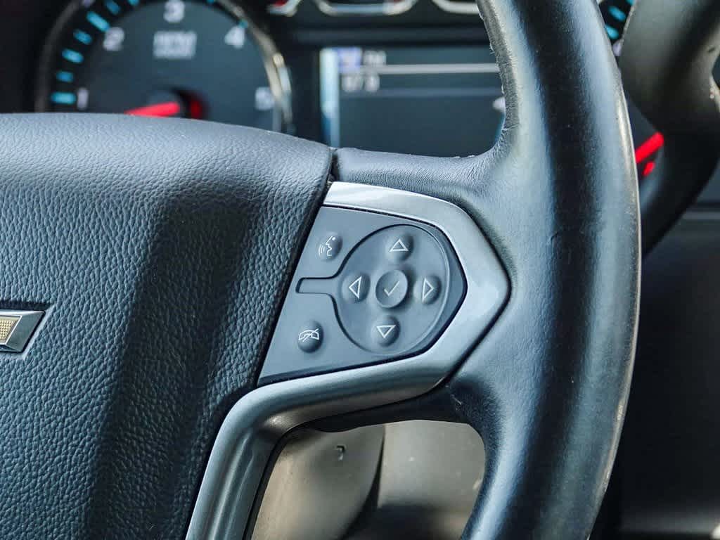 Thumbnail: 2019 Chevrolet Suburban - 15