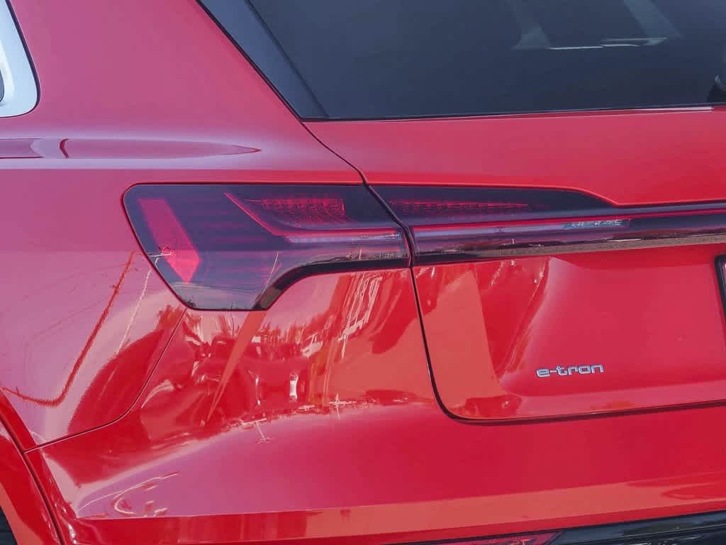 Thumbnail: 2019 Audi e-tron - 7
