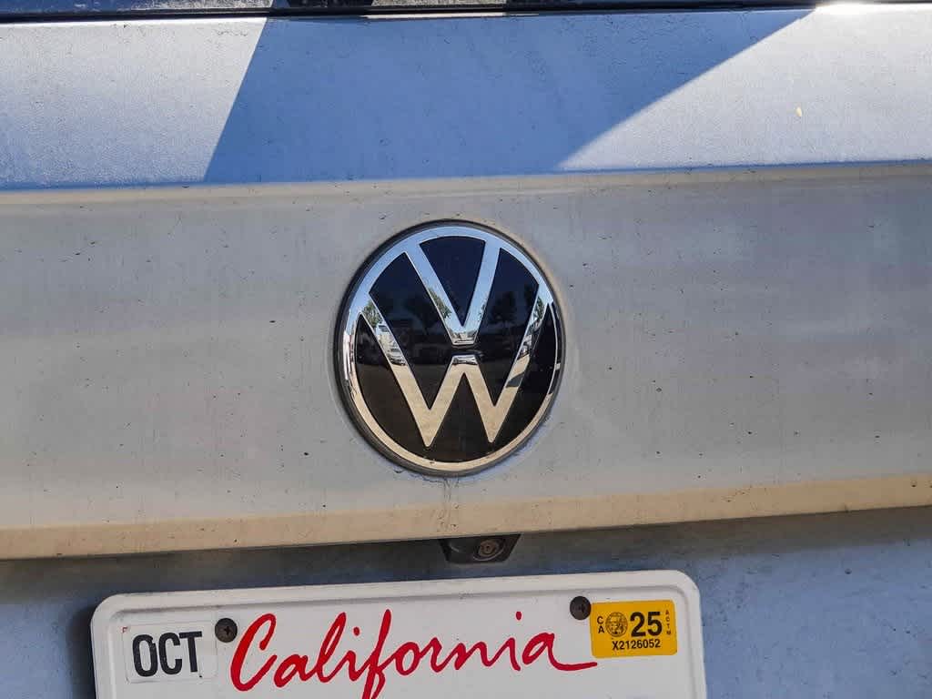 Thumbnail: 2022 Volkswagen Taos - 16