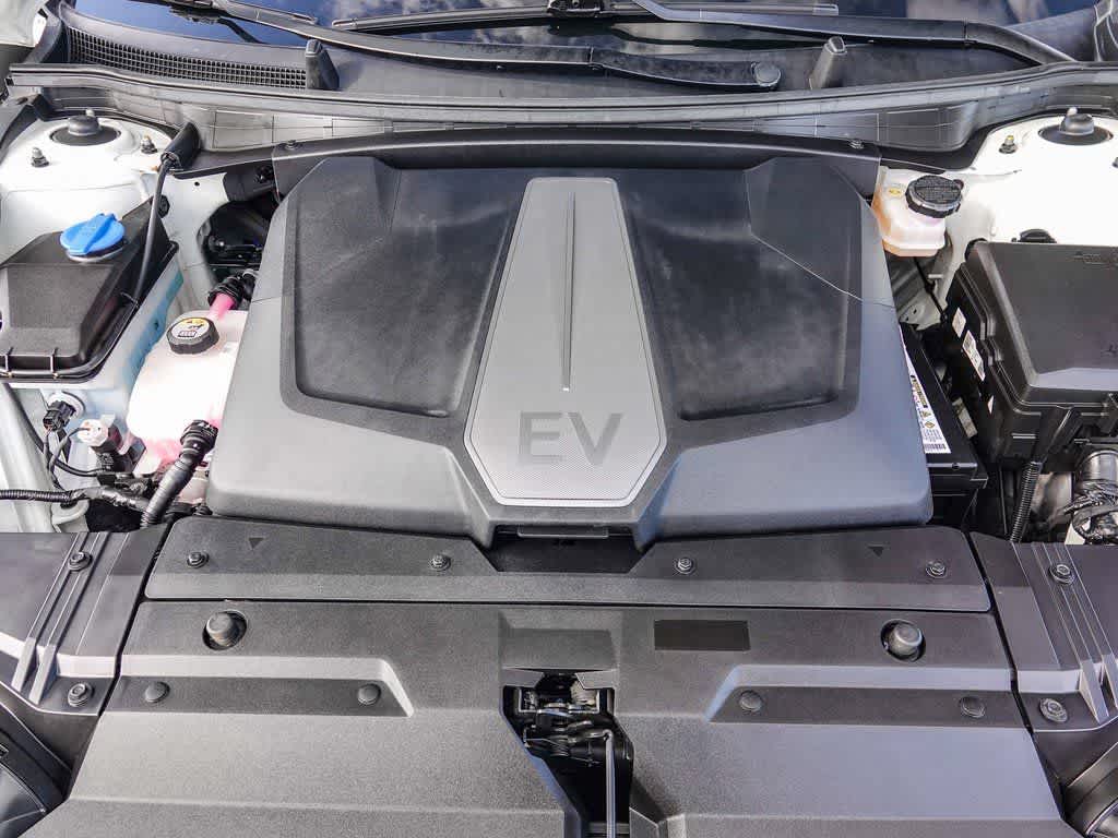 Thumbnail: 2022 Kia EV6 - 26