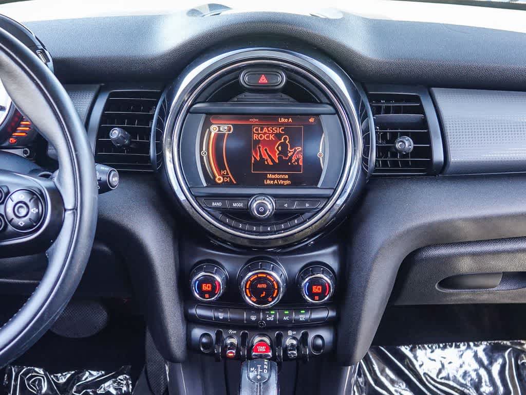 Thumbnail: 2015 MINI Cooper Hardtop - 12