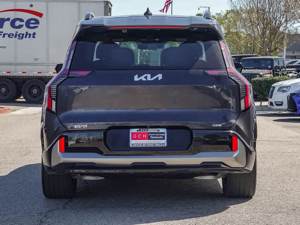 Thumbnail: 2024 Kia EV9 - 5