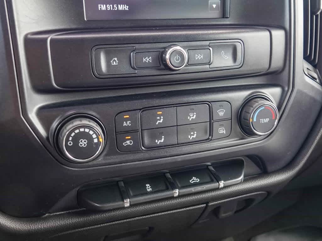 Thumbnail: 2016 Chevrolet Silverado 1500 - 21