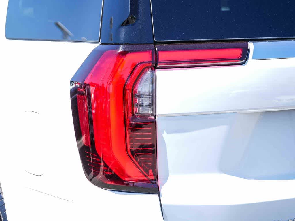 Thumbnail: 2025 GMC Yukon XL - 9