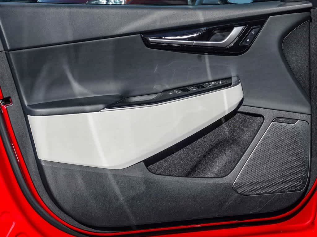 Thumbnail: 2023 Kia EV6 - 19