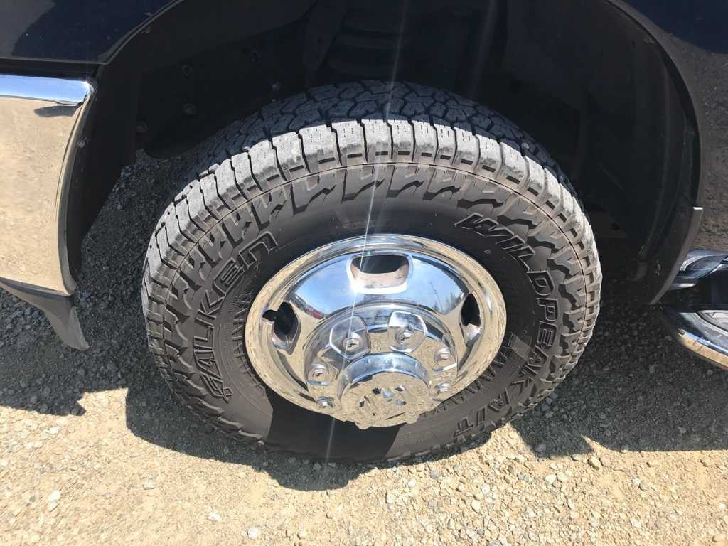 2022 RAM 3500 Tradesman 13