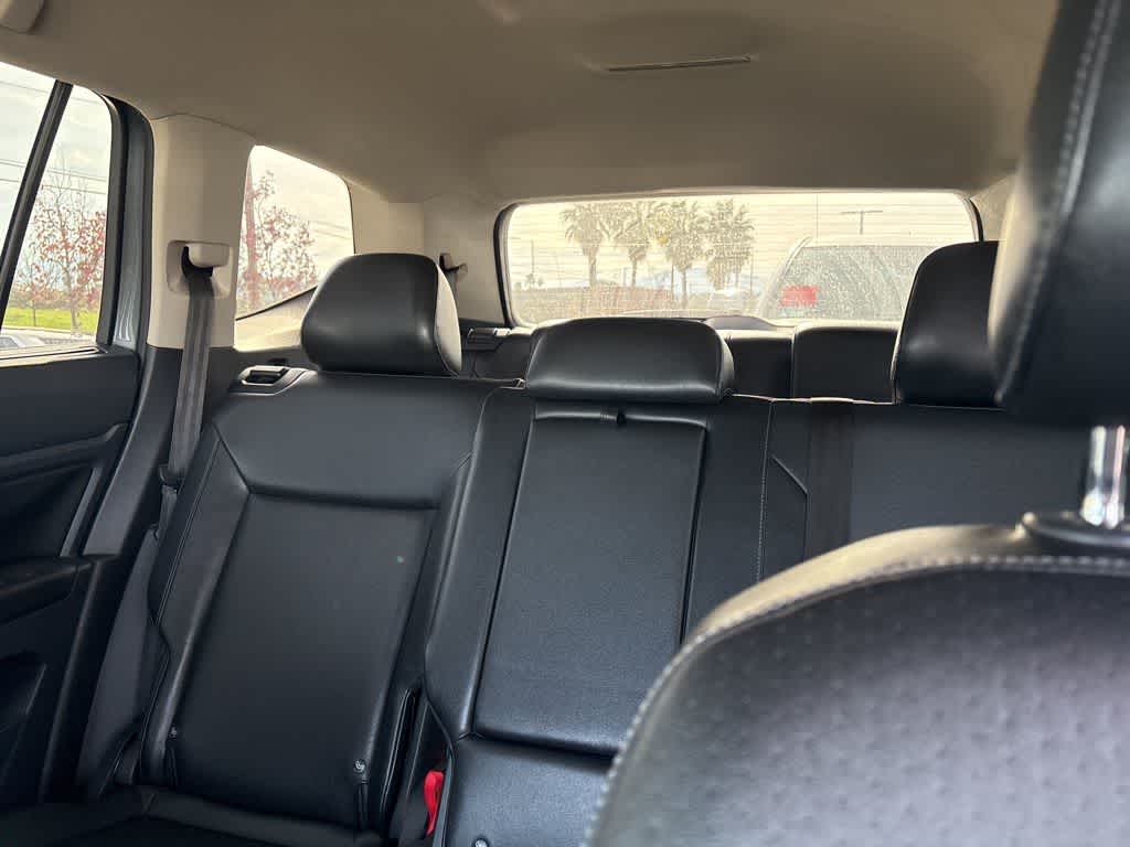 Thumbnail: 2018 Volkswagen Atlas - 11