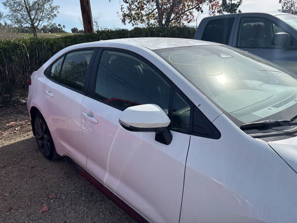 Thumbnail: 2025 Toyota Corolla - 4