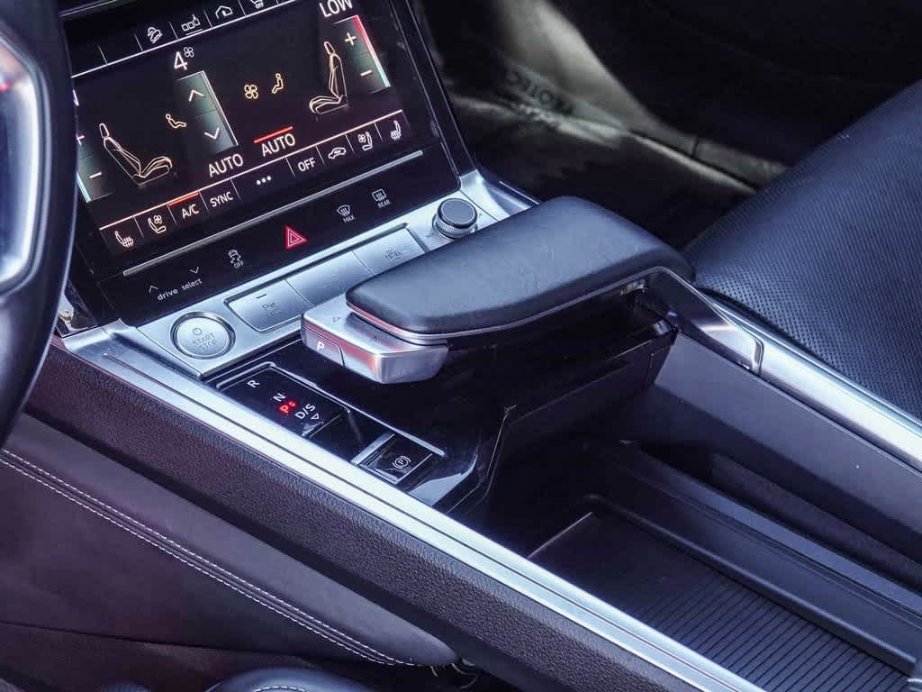 Thumbnail: 2019 Audi e-tron - 18