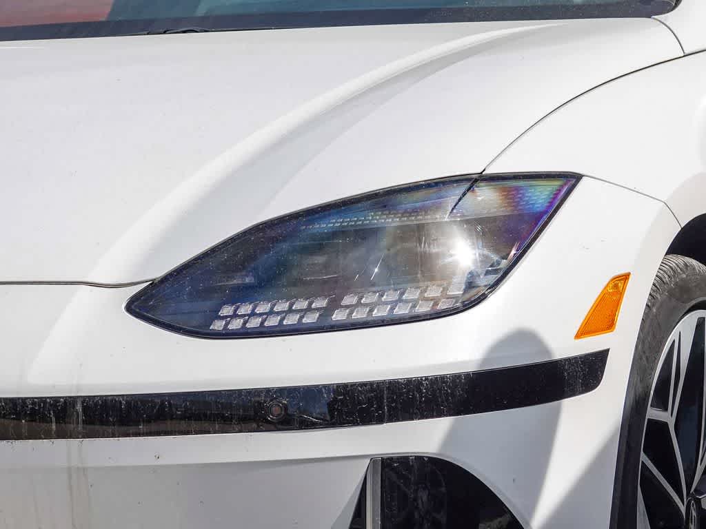 Thumbnail: 2024 Hyundai Ioniq 6 - 2