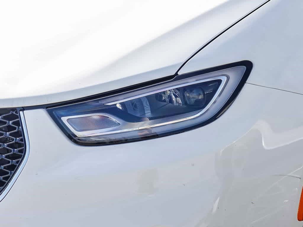 Thumbnail: 2023 Chrysler Pacifica - 5