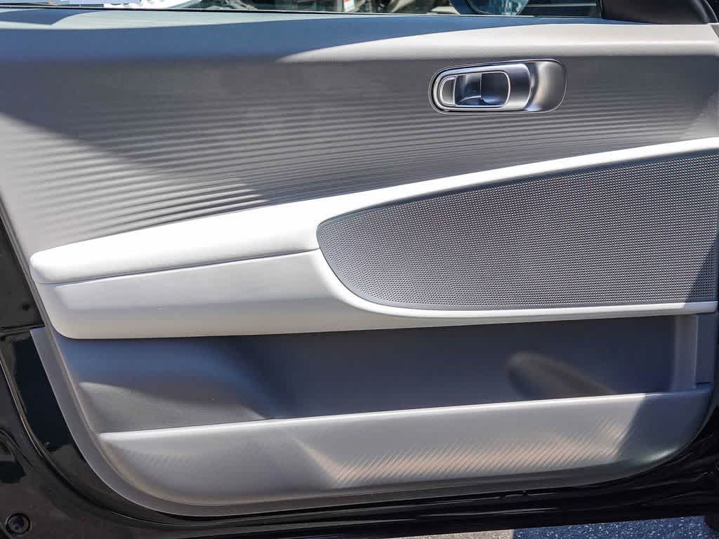 Thumbnail: 2024 Hyundai Ioniq 6 - 18