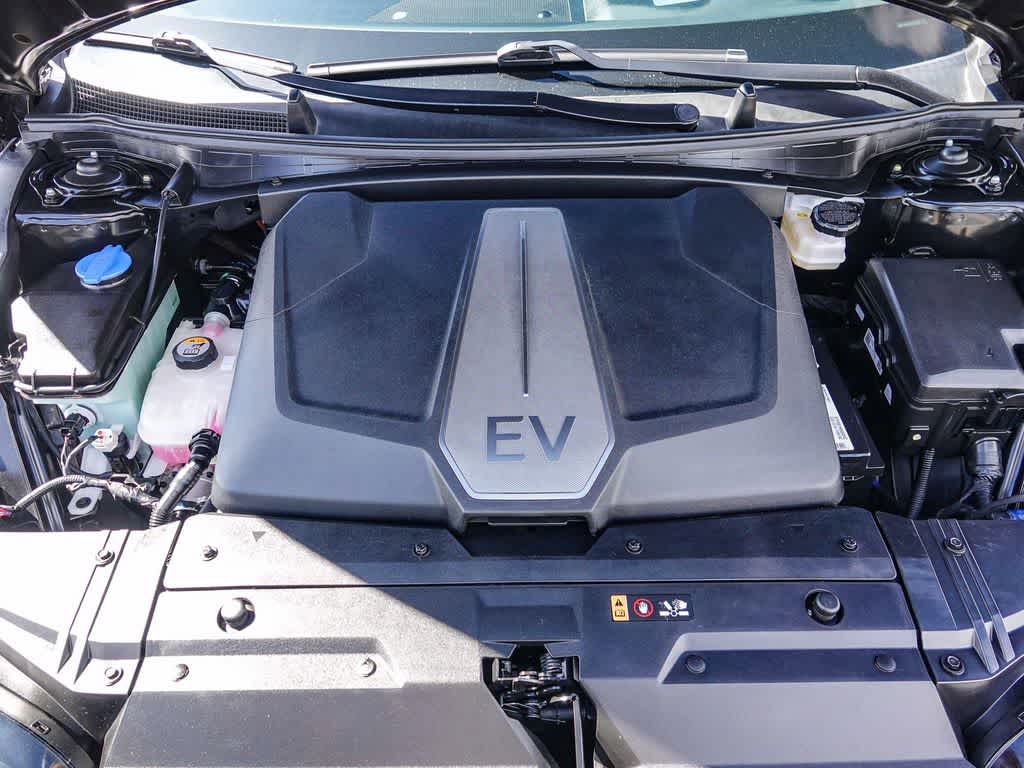 Thumbnail: 2023 Kia EV6 - 22