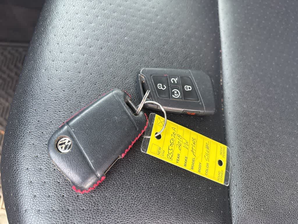 Thumbnail: 2018 Volkswagen Atlas - 10