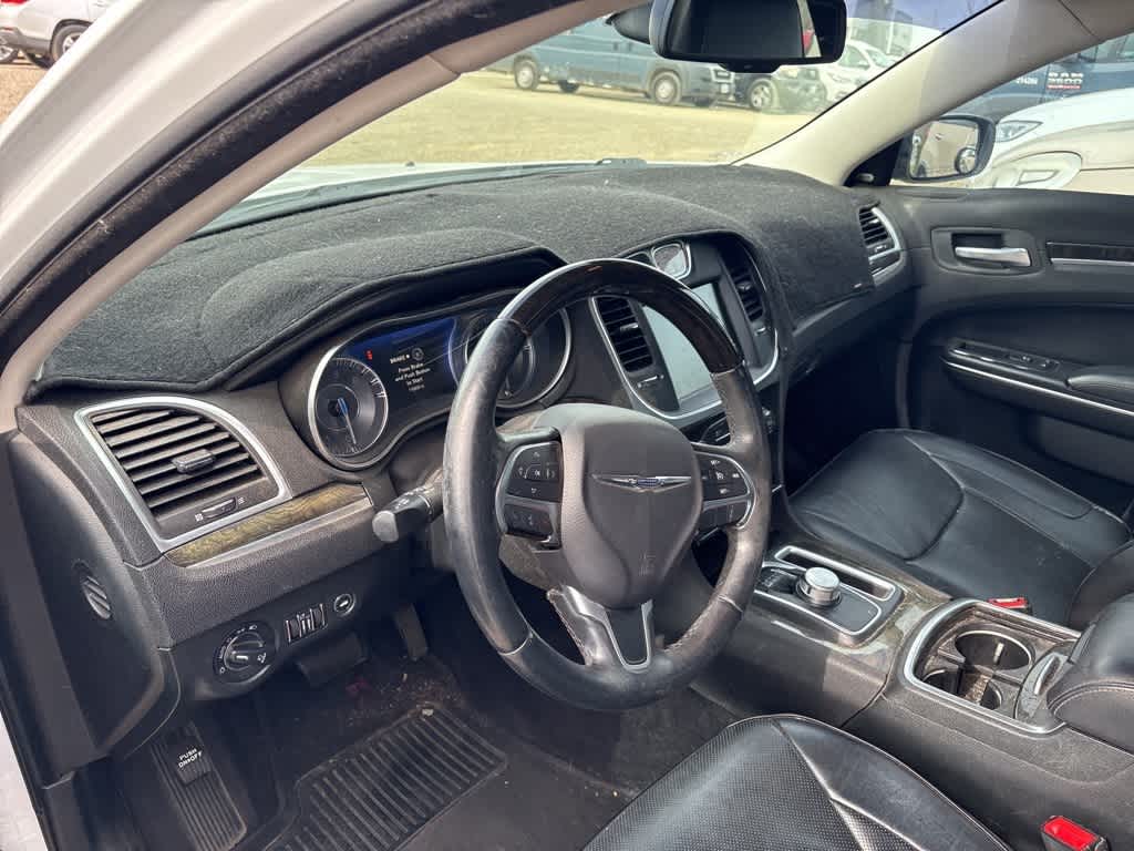 Thumbnail: 2016 Chrysler 300 - 10