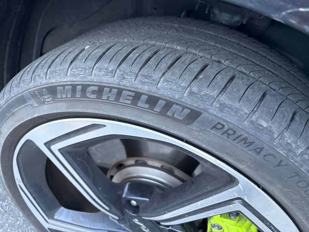 Thumbnail: 2023 Kia EV6 - 10