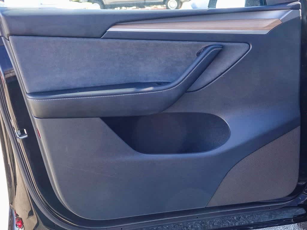 Thumbnail: 2023 Tesla Model Y - 18