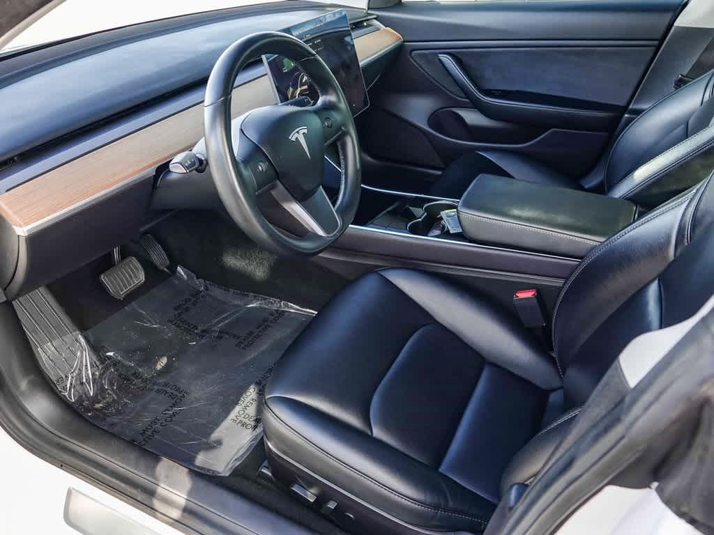 Thumbnail: 2018 Tesla Model 3 - 15