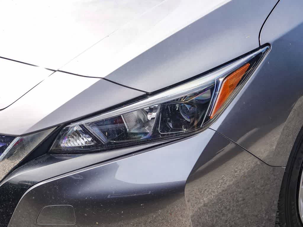 Thumbnail: 2022 Nissan Leaf - 2