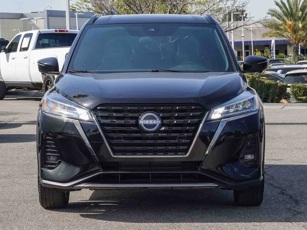 Thumbnail: 2023 Nissan Kicks - 2