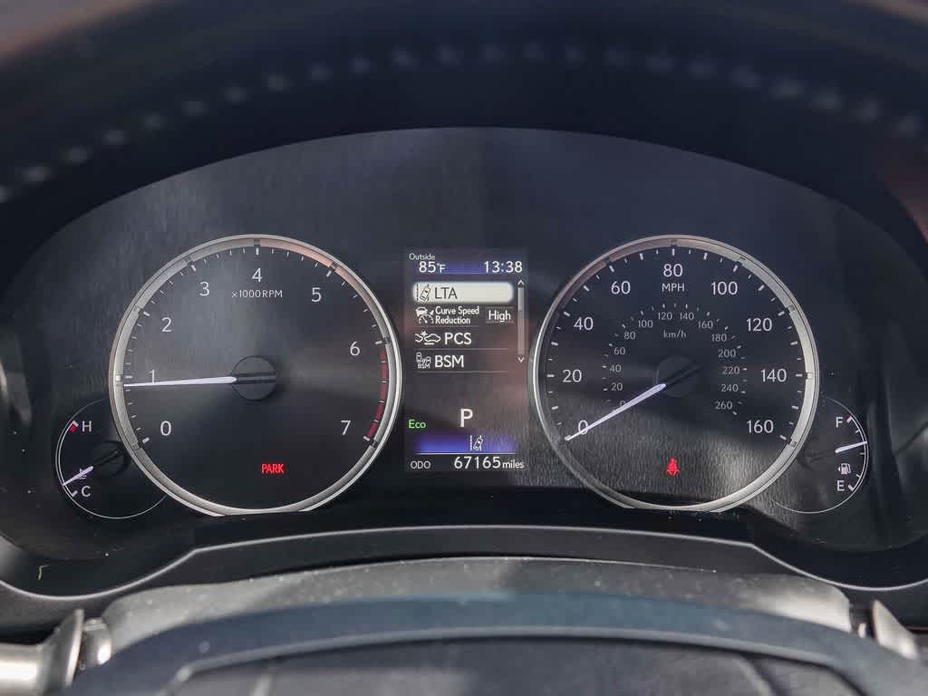 Thumbnail: 2022 Lexus IS - 24